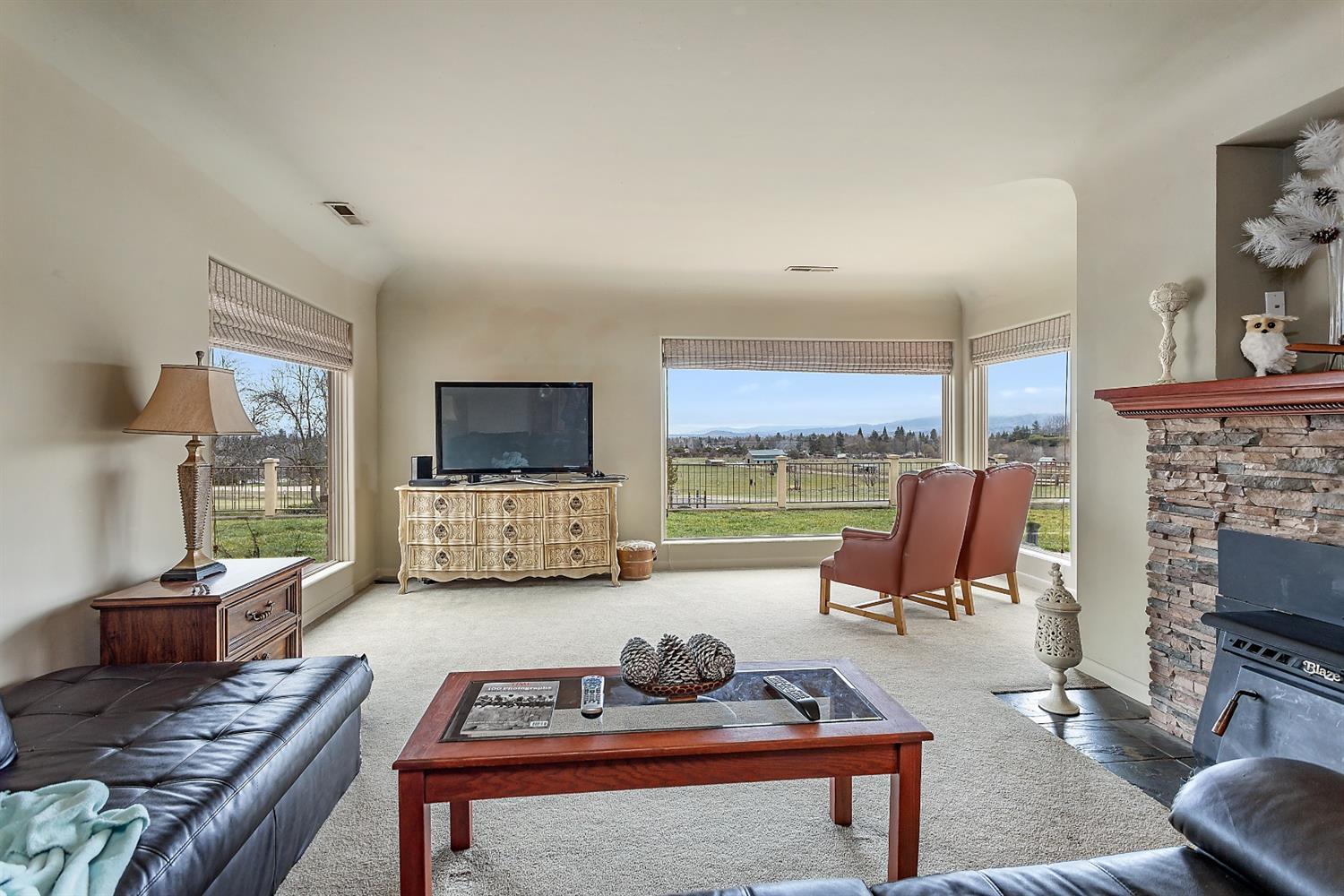 1663 South Stage Road Medford, OR 97501 - Photo 19 of 35 Gallery Image 19