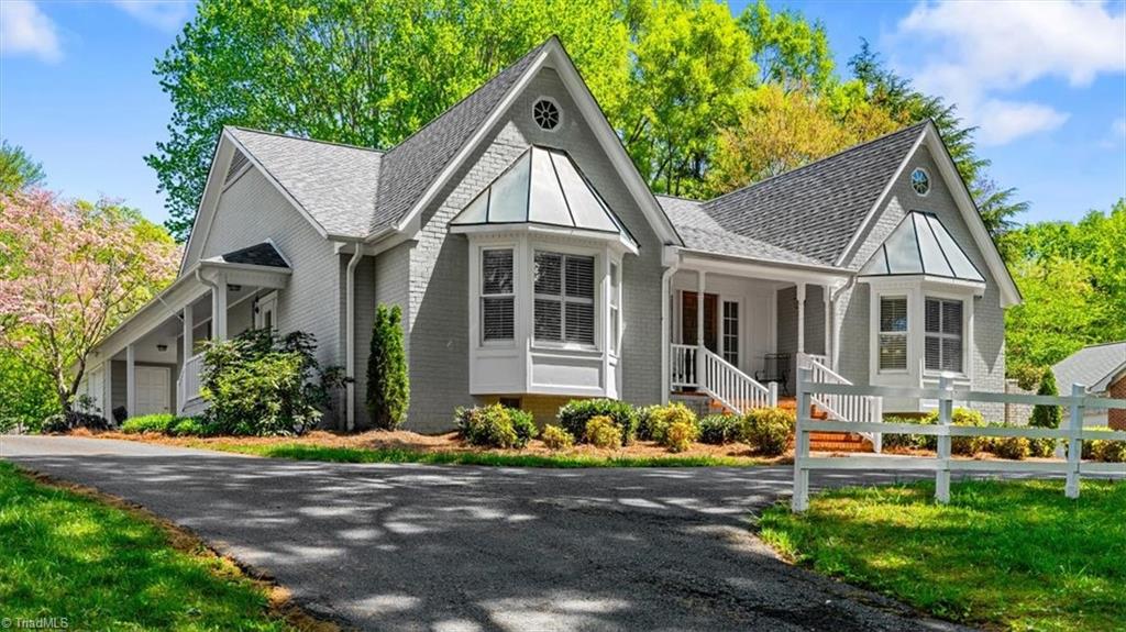1009 Beecher Road Winston-Salem, NC 27104 - Photo 2 of 35