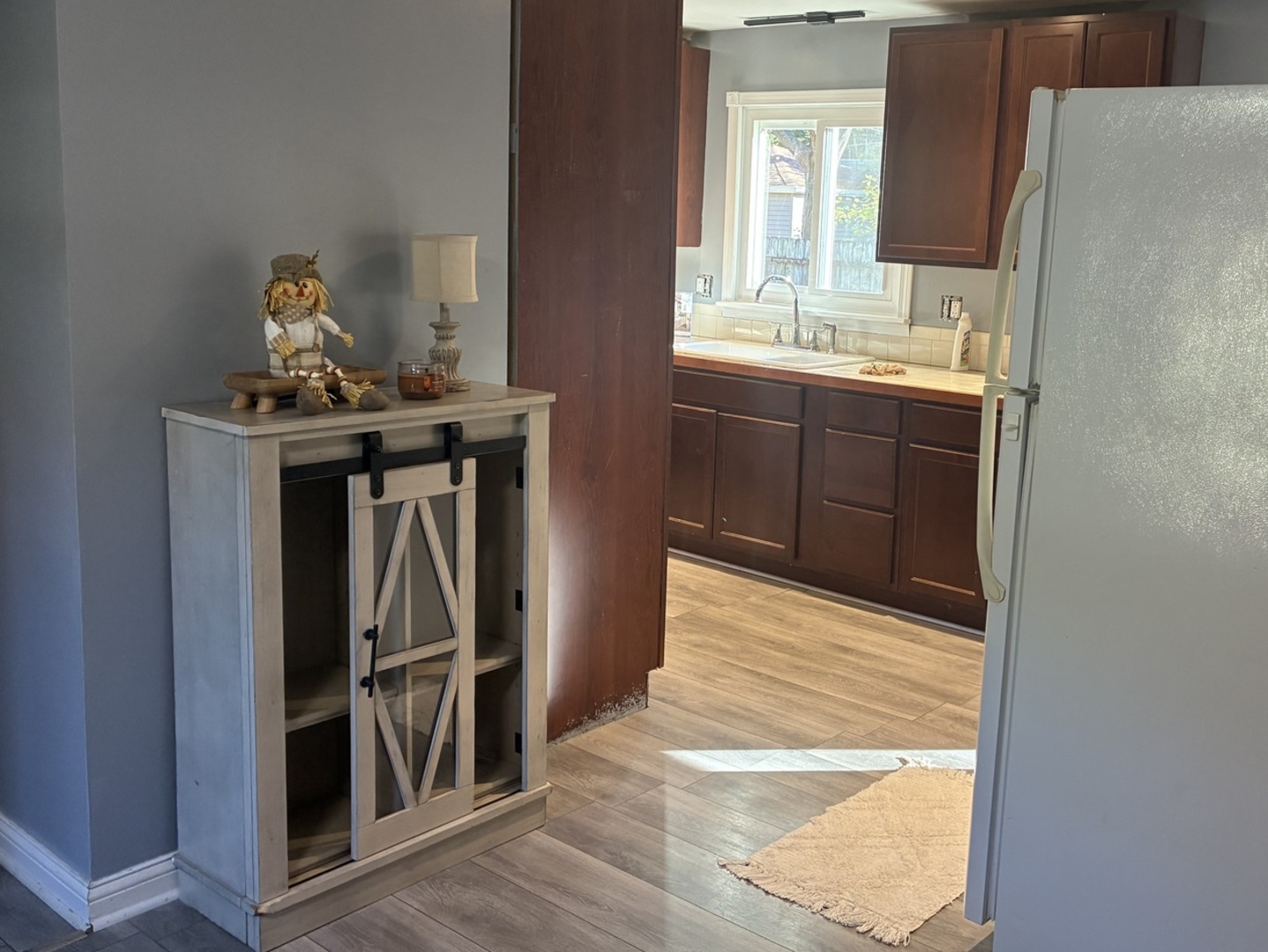 3003 Elizabeth Avenue Zion, IL 60099 - Photo 11 of 30 a view of a kitchen from the hallway