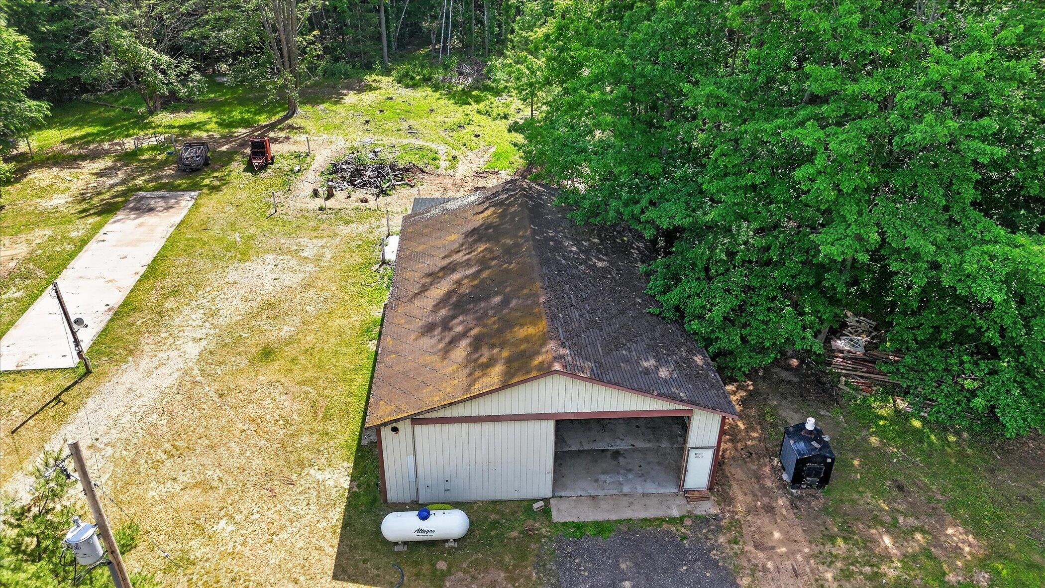 10260 North Ferris Road Riverdale, MI 48877 - Photo 53 of 57 71-10260-N-Ferris-Rd-WindowStill