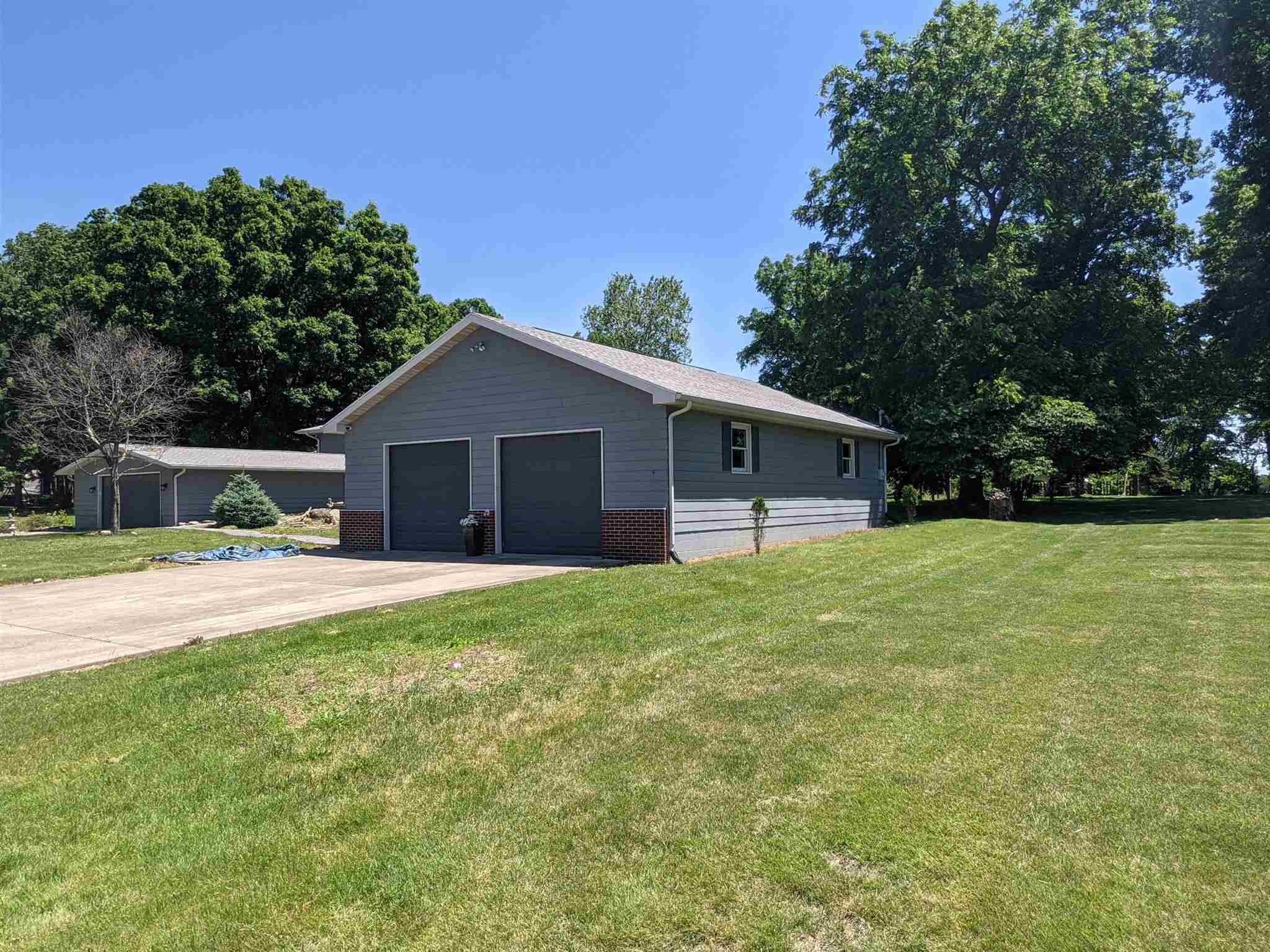 1411 West Red Maple Road Muncie, IN 47303 - Photo 2 of 20 Gallery Image 2