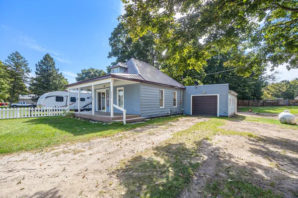 $180,000 | 2249 East Ferry Street, Shelby, MI 49455