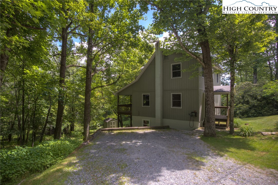 648 Frank Lewis Road Boone, NC 28607 - Photo 9 of 34 Gallery Image 9