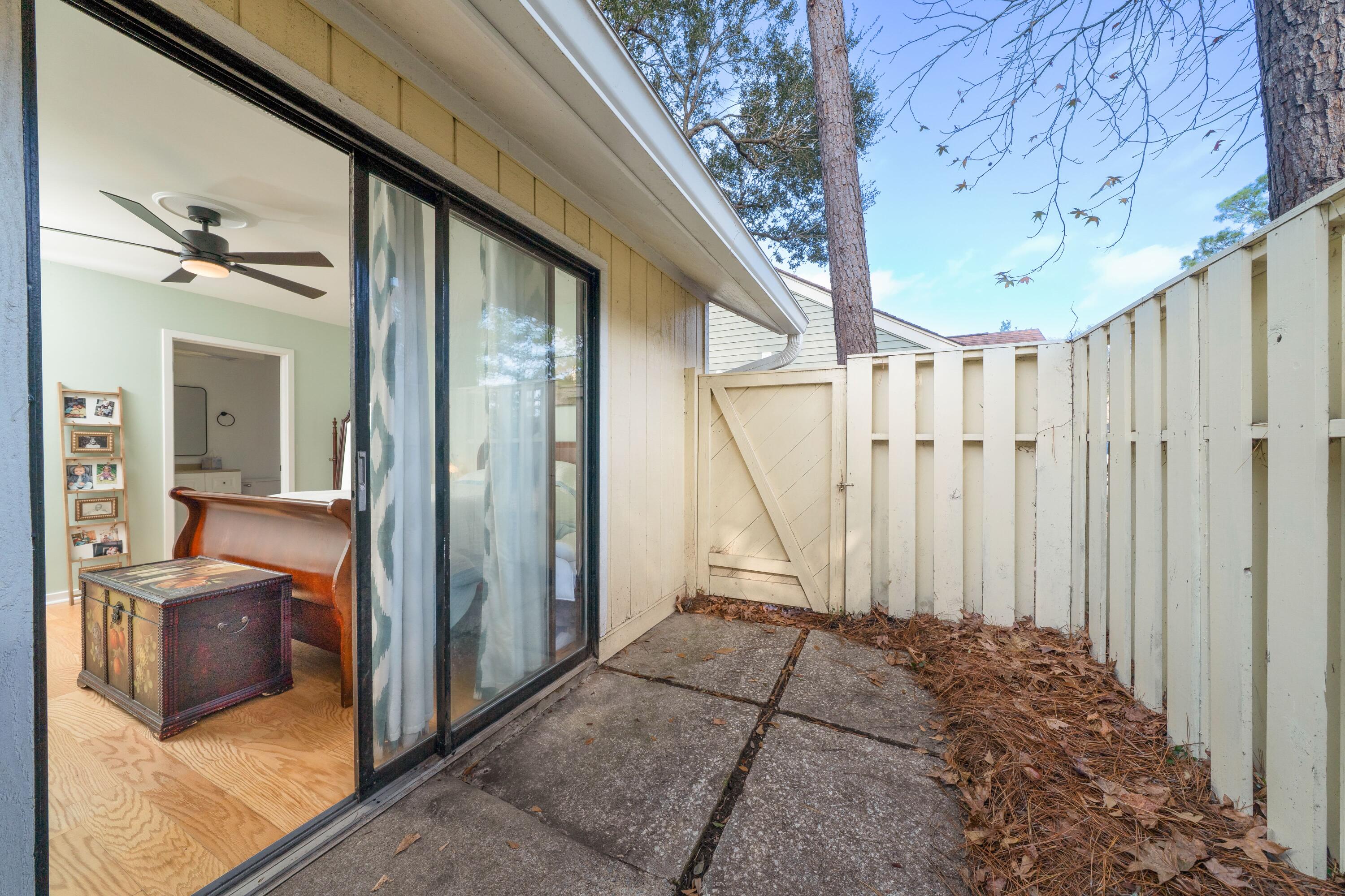 1116 Daffodil Lane Mount Pleasant, SC 29464 - Photo 10 of 39 10