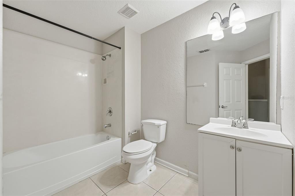 2838 Villafuerte Point, Unit 107 Orlando, FL 32835 - Photo 17 of 27