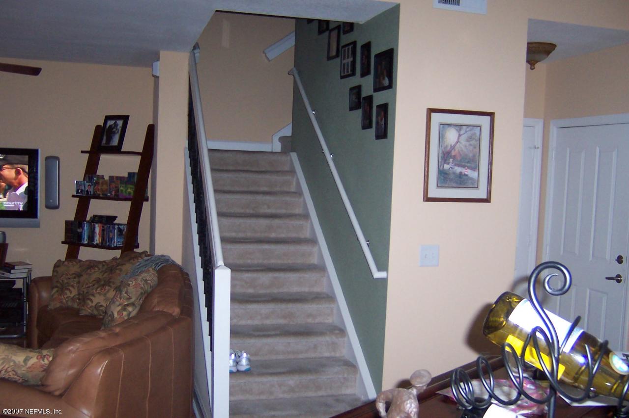 9745 Touchton Road, Unit 3101 Jacksonville, FL 32246 - Photo 18 of 20 Stairs