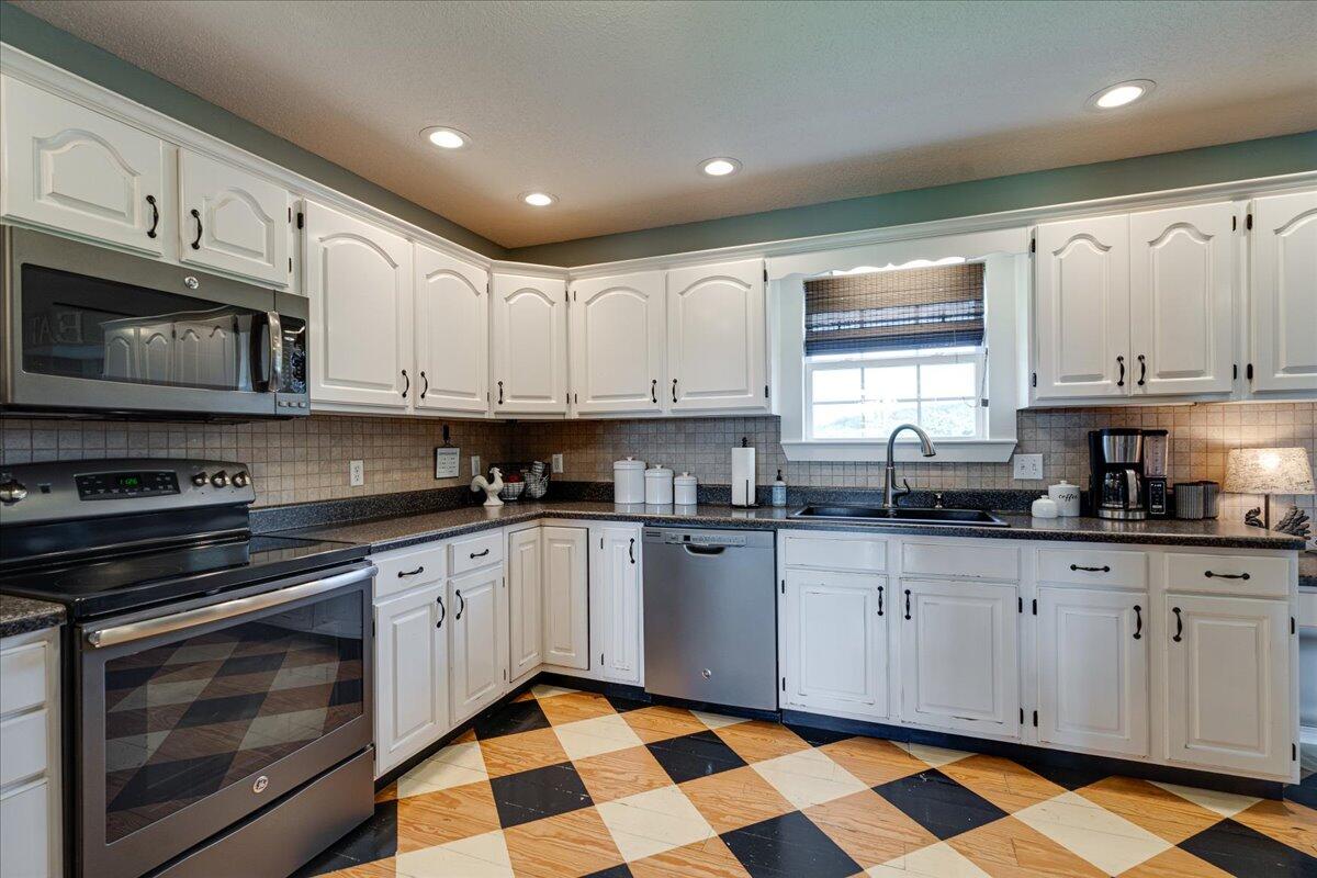 10987 Possum Trail Road Harrison, TN 37341 - Photo 8 of 51 08-10987 Possum Trail Rd-8