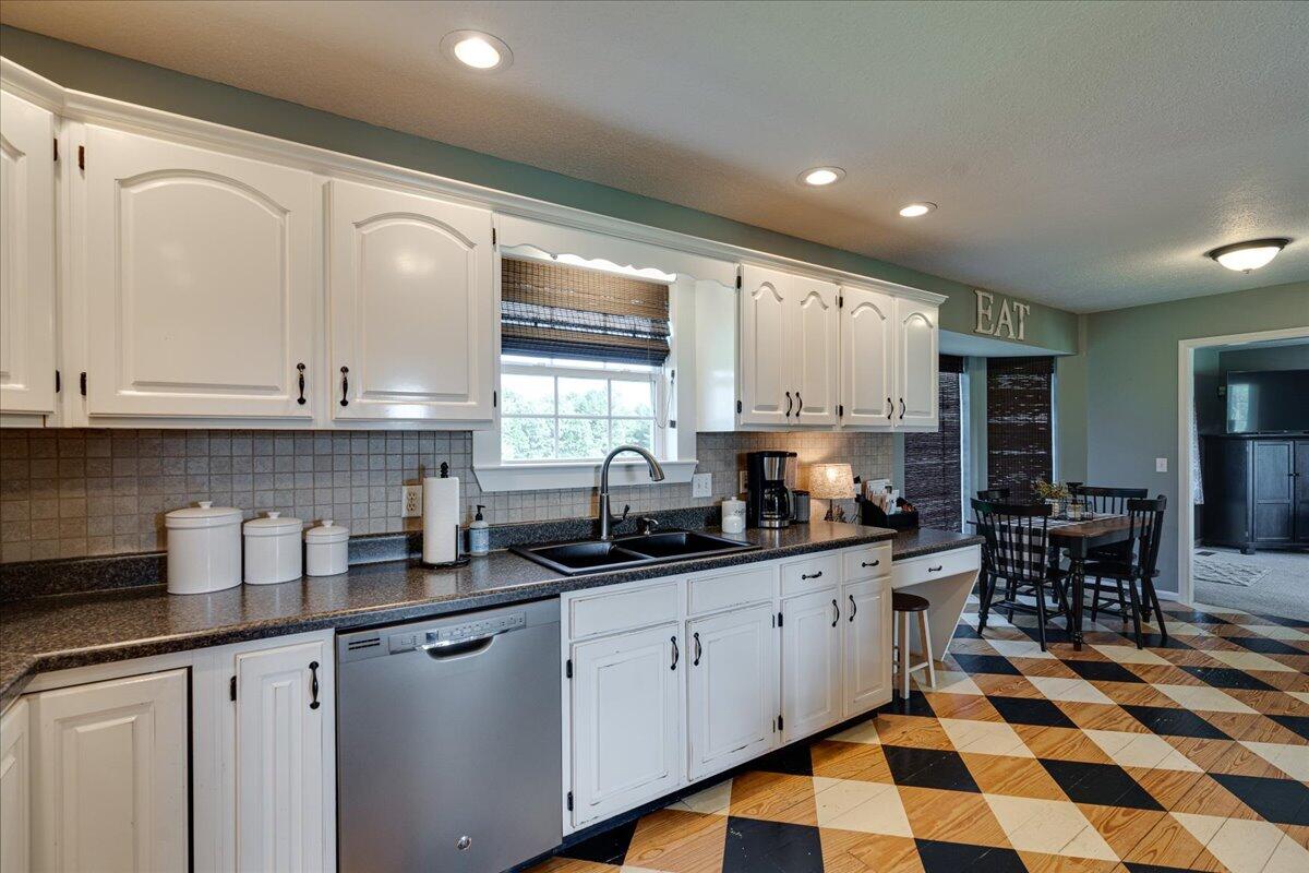 10987 Possum Trail Road Harrison, TN 37341 - Photo 9 of 51 09-10987 Possum Trail Rd-9