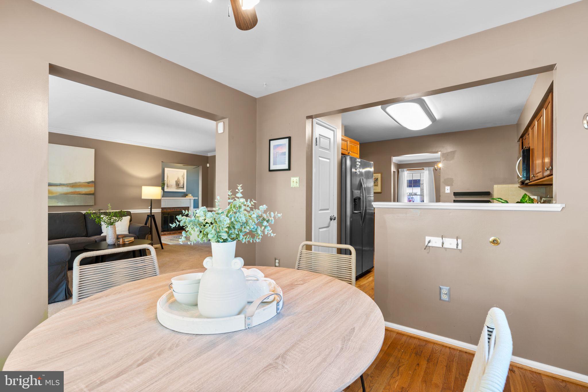 311 Canterfield Road Annapolis, MD 21403 - Photo 13 of 49 a dining room with table and chairs