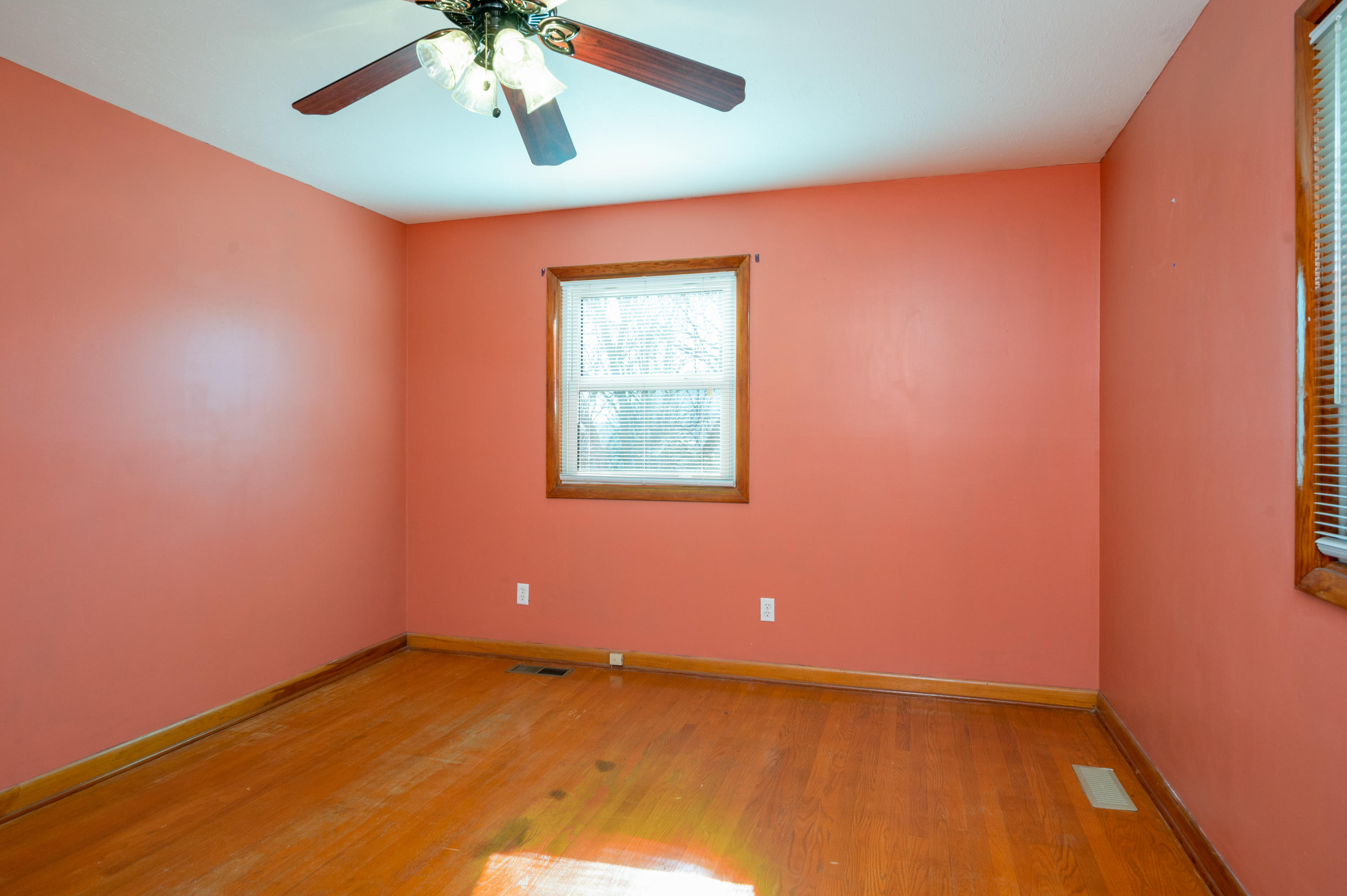 213 Barbara Road Gate City, VA 24251 - Photo 17 of 36 Barbara Rd-12