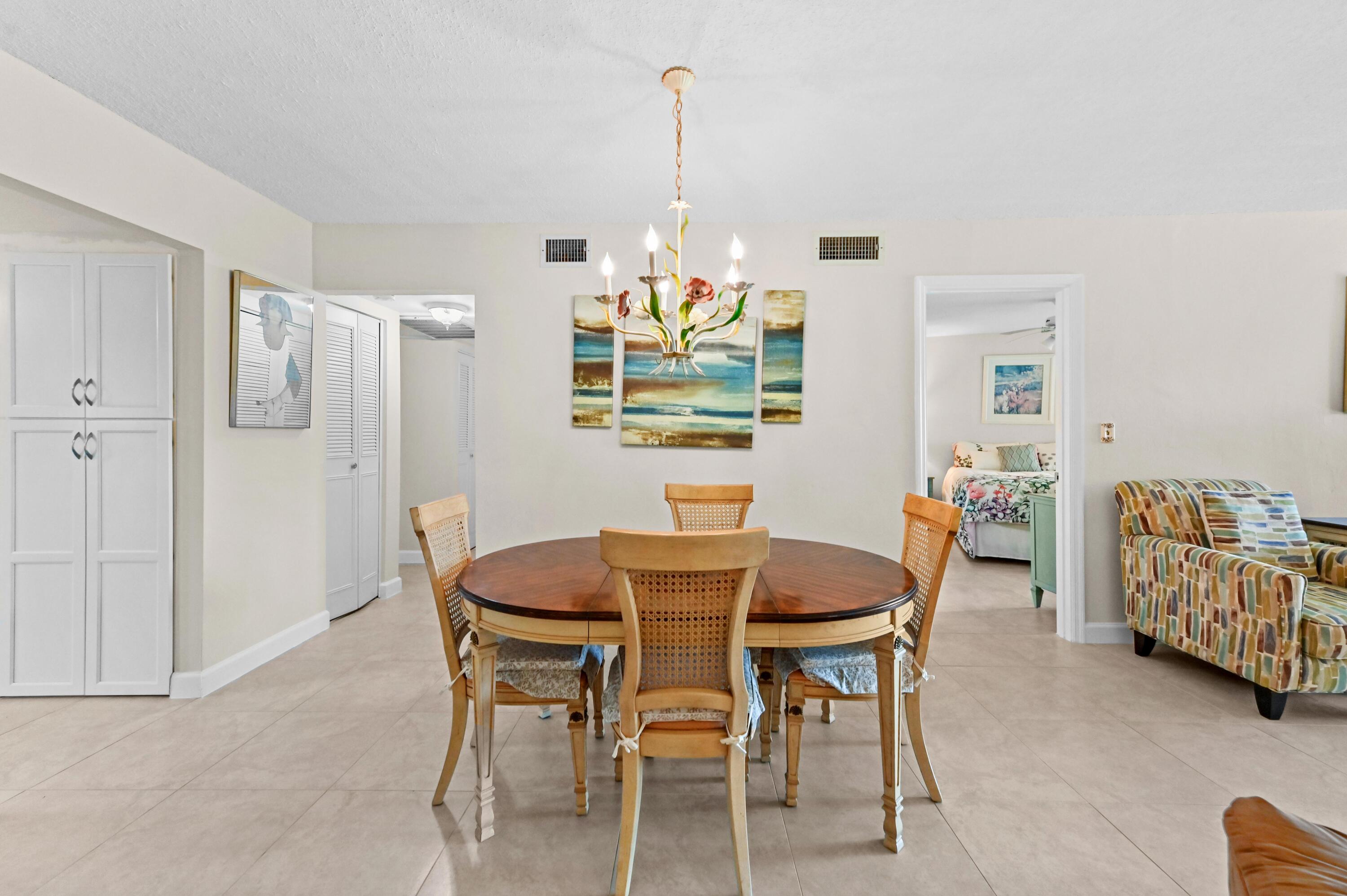 5540 North Ocean Boulevard, Unit 107 Ocean Ridge, FL 33435 - Photo 4 of 26 04 Dining room 02