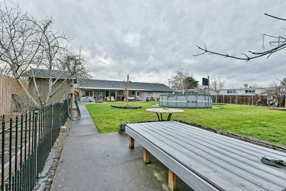 3060 Merriman Road Medford, OR 97501 - Photo 14 of 33 Additional Photo