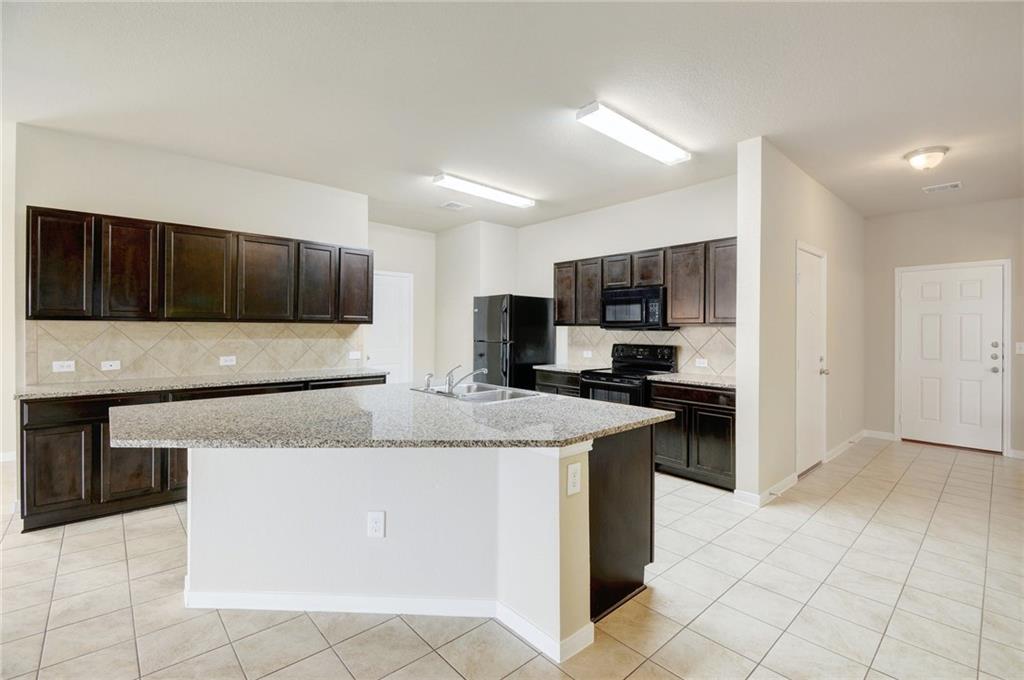 5817 Roderick Drive Austin, TX 78724 - Photo 8 of 30