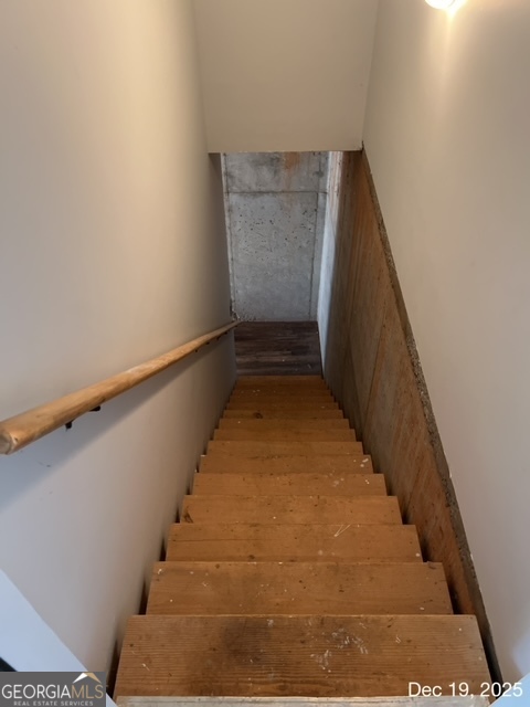 522 Anniston Drive Athens, GA 30607 - Photo 17 of 19 a view of entryway
