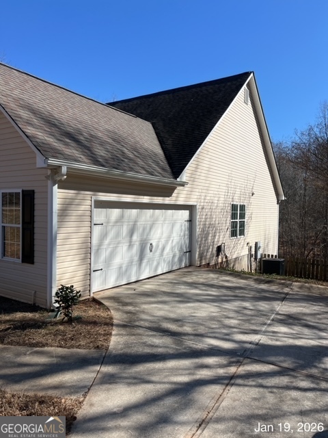 522 Anniston Drive Athens, GA 30607 - Photo 7 of 19 a view of a house with a yard