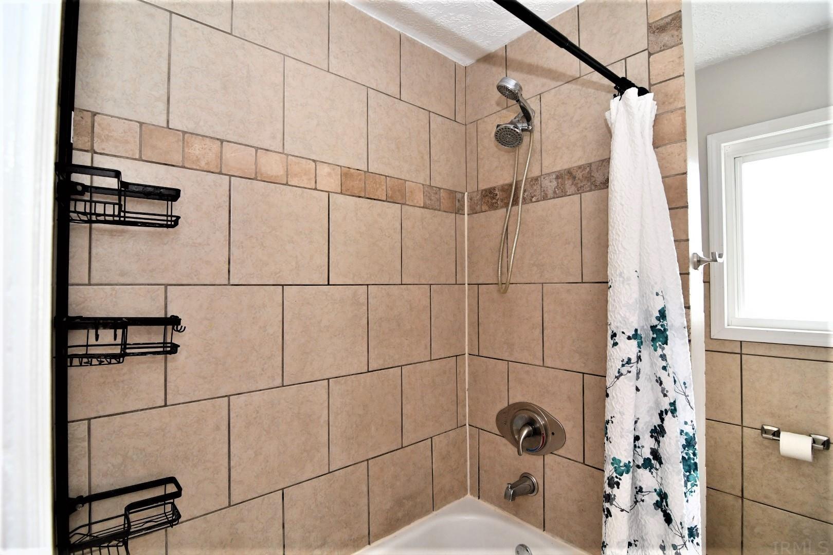 3837 Herrmann Road Evansville, IN 47711 - Photo 14 of 20 Gallery Image 14