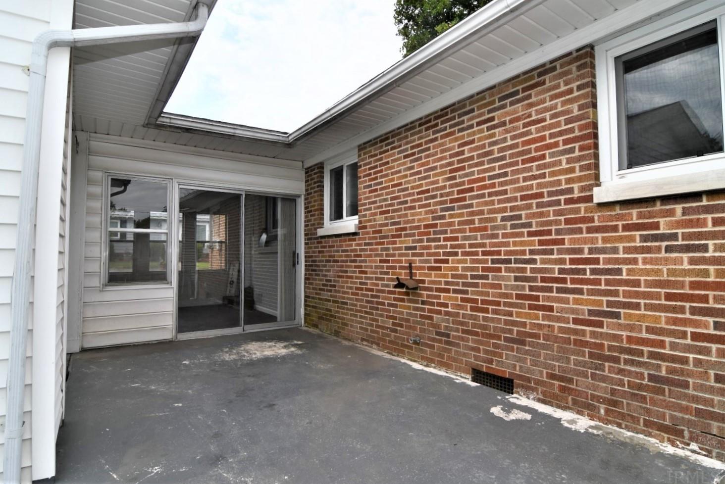 3837 Herrmann Road Evansville, IN 47711 - Photo 17 of 20 Gallery Image 17
