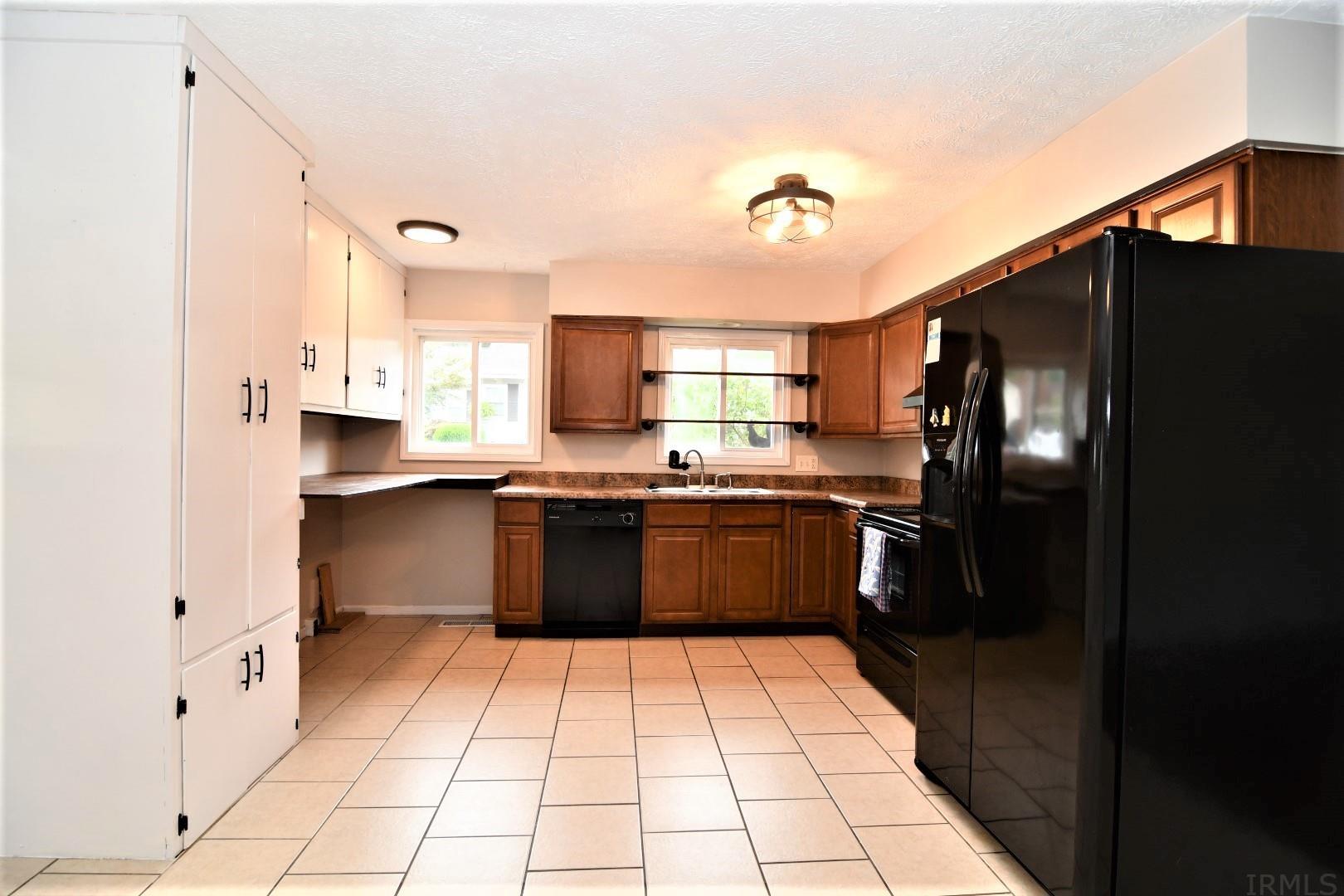 3837 Herrmann Road Evansville, IN 47711 - Photo 6 of 20 Gallery Image 6