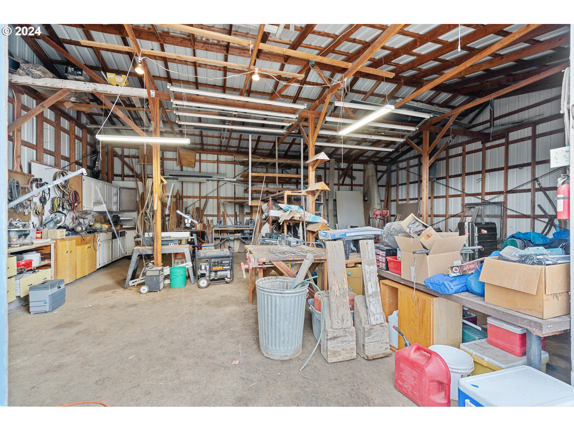 69748 Shaw Road Pendleton, OR 97801 - Photo 46 of 48 a view of storage and utility room