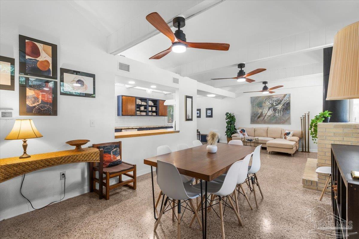 202 Firethorn Road Gulf Breeze, FL 32561 - Photo 11 of 59 Gallery Image 11