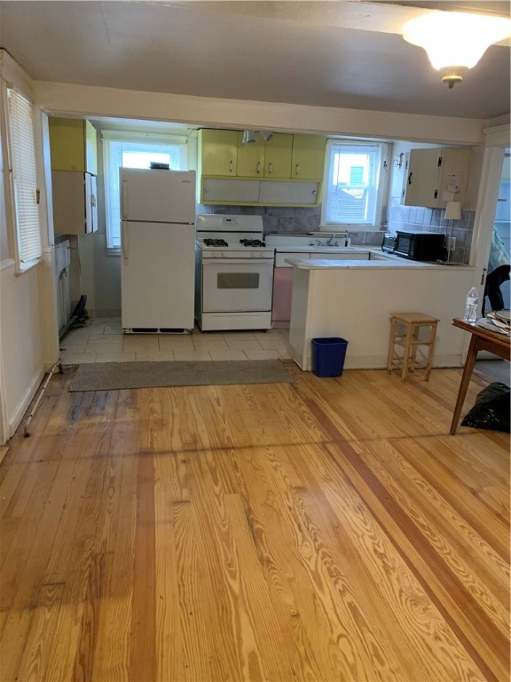 225 Logee Street Woonsocket, RI 02895 - Photo 6 of 14