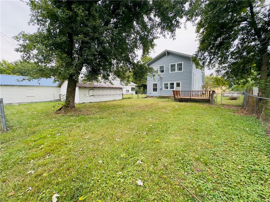 409 West Miller Street Appleton City, MO 64724 - Photo 35 of 41