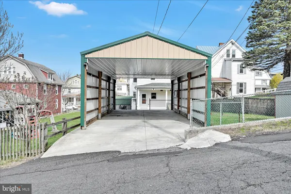 $134,900 | 519 Greenwood Avenue, Pottsville, PA 17901