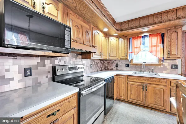 $134,900 | 519 Greenwood Avenue, Pottsville, PA 17901