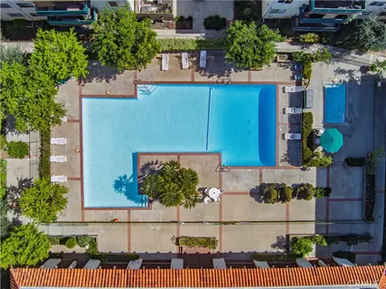 $264,000 | 5460 White Oak Avenue, Unit K301, Encino, CA 91316