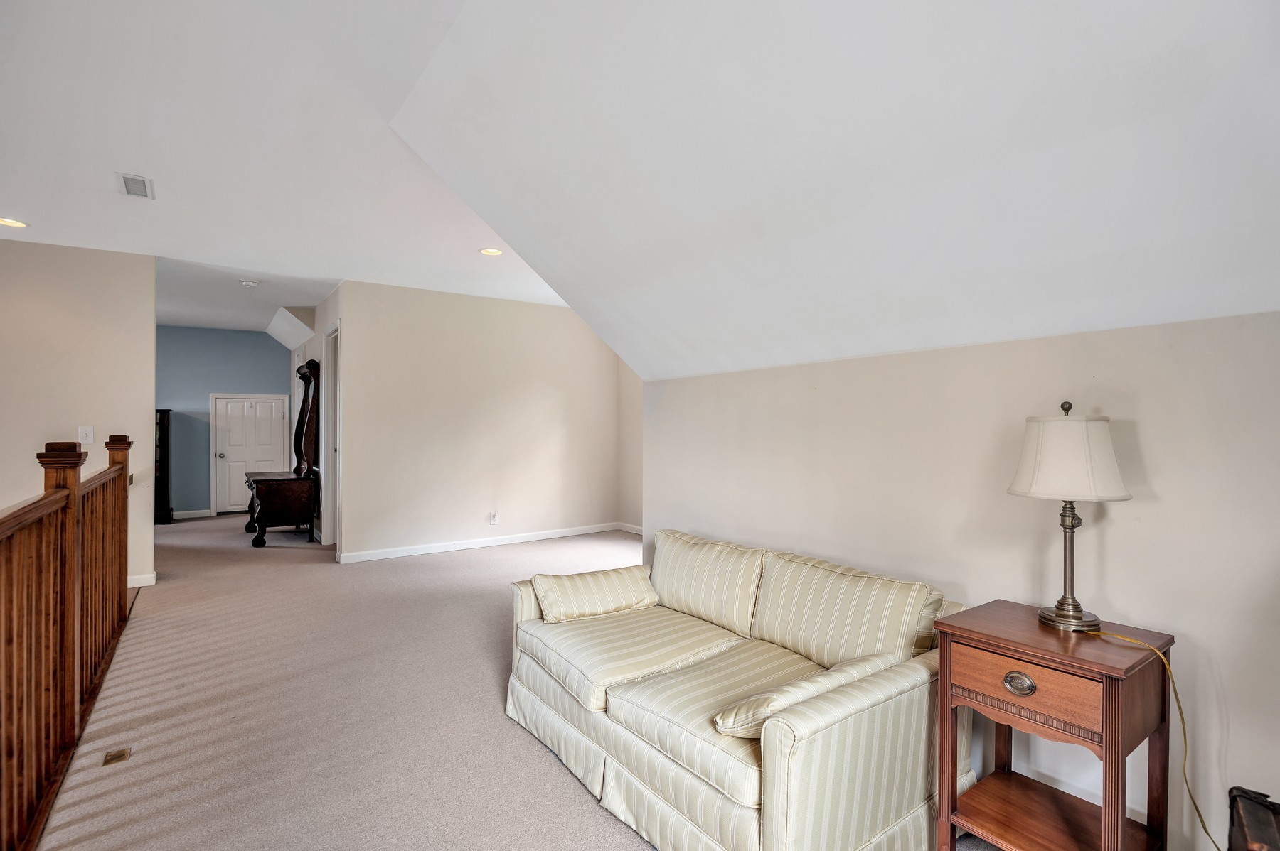 4949 Homer Worsham Road Springfield, TN 37172 - Photo 29 of 33 a living room with furniture and a lamp