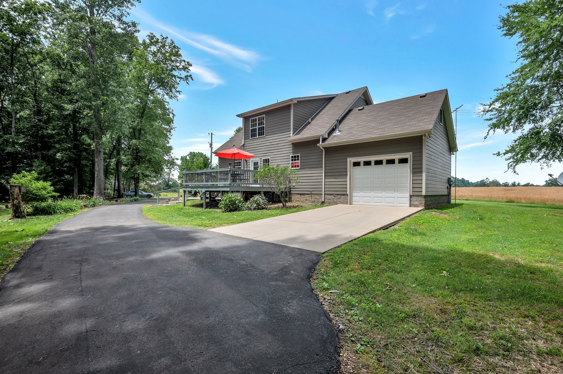4949 Homer Worsham Road Springfield, TN 37172 - Photo 10 of 33 a view of a house with a yard and pathway