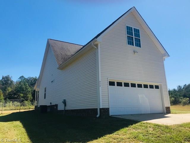 942 Wright Country Road Ramseur, NC 27316 - Photo 3 of 23