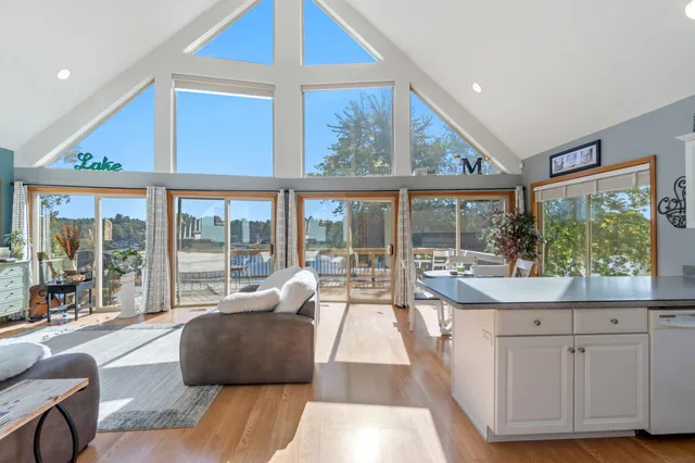 $825,000 | 11912 Waldron Road, Jerome, MI 49249