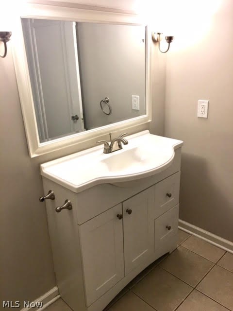 882 Montford Road Cleveland Heights, OH 44121 - Photo 17 of 35