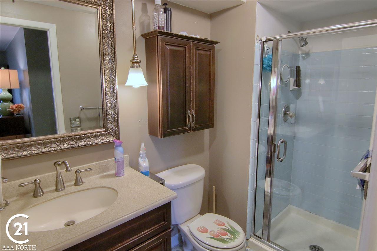 754 Snowmass Drive Rochester, MI 48309 - Photo 18 of 30 Master Bath