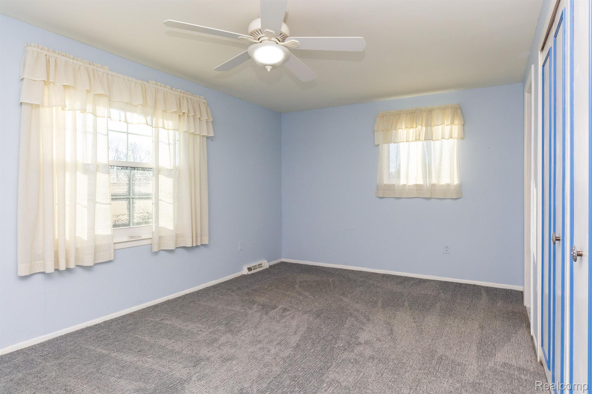 2170 West Wattles Road Troy, MI 48098 - Photo 22 of 46 Primary Bedroom