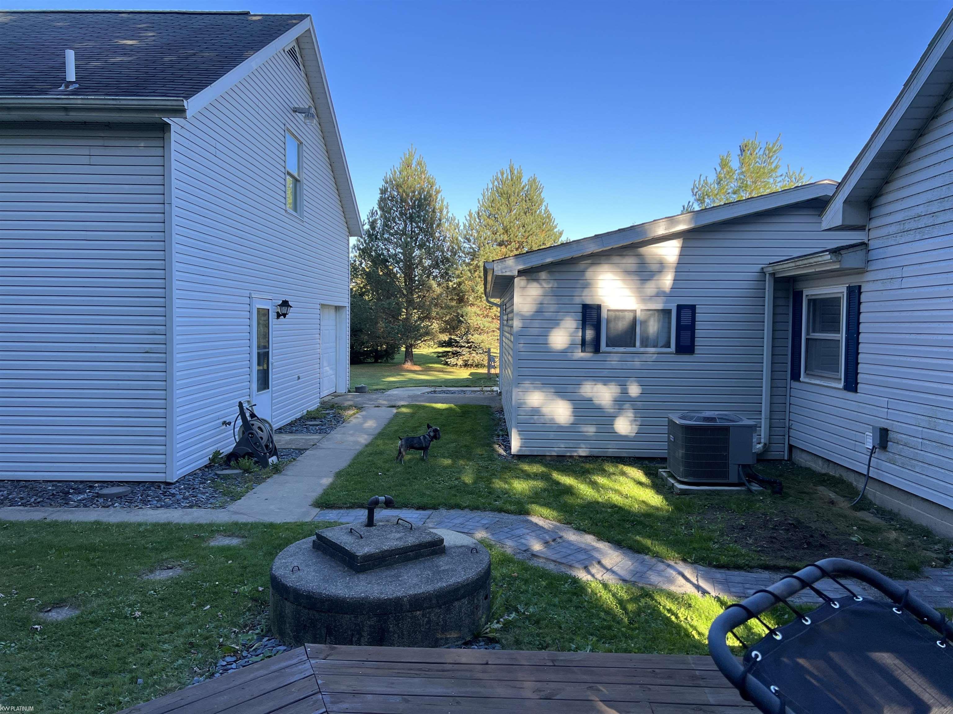 8709 Sand Beach Road Harbor Beach, MI 48441 - Photo 13 of 73 50092614-12.JPG