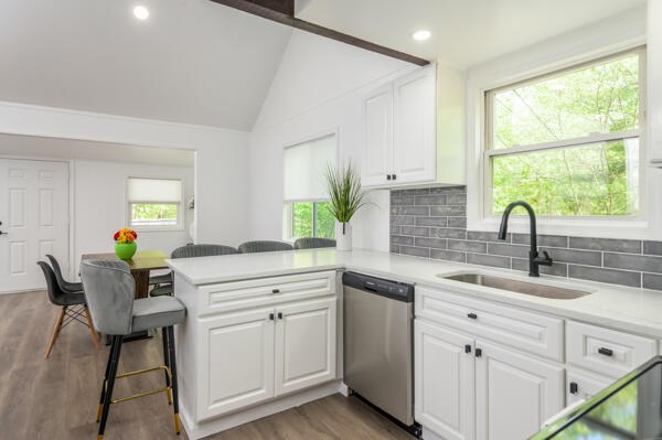 117 Clifton Drive Bushkill, PA 18324 - Photo 18 of 31 Kitchen 3