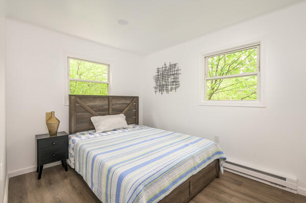 117 Clifton Drive Bushkill, PA 18324 - Photo 8 of 31 Bedroom 2