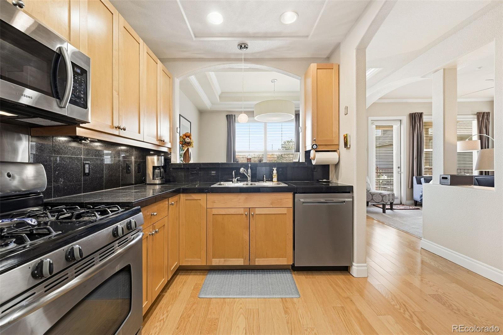 40 Madison Street, Unit 206 Denver, CO 80206 - Photo 15 of 35