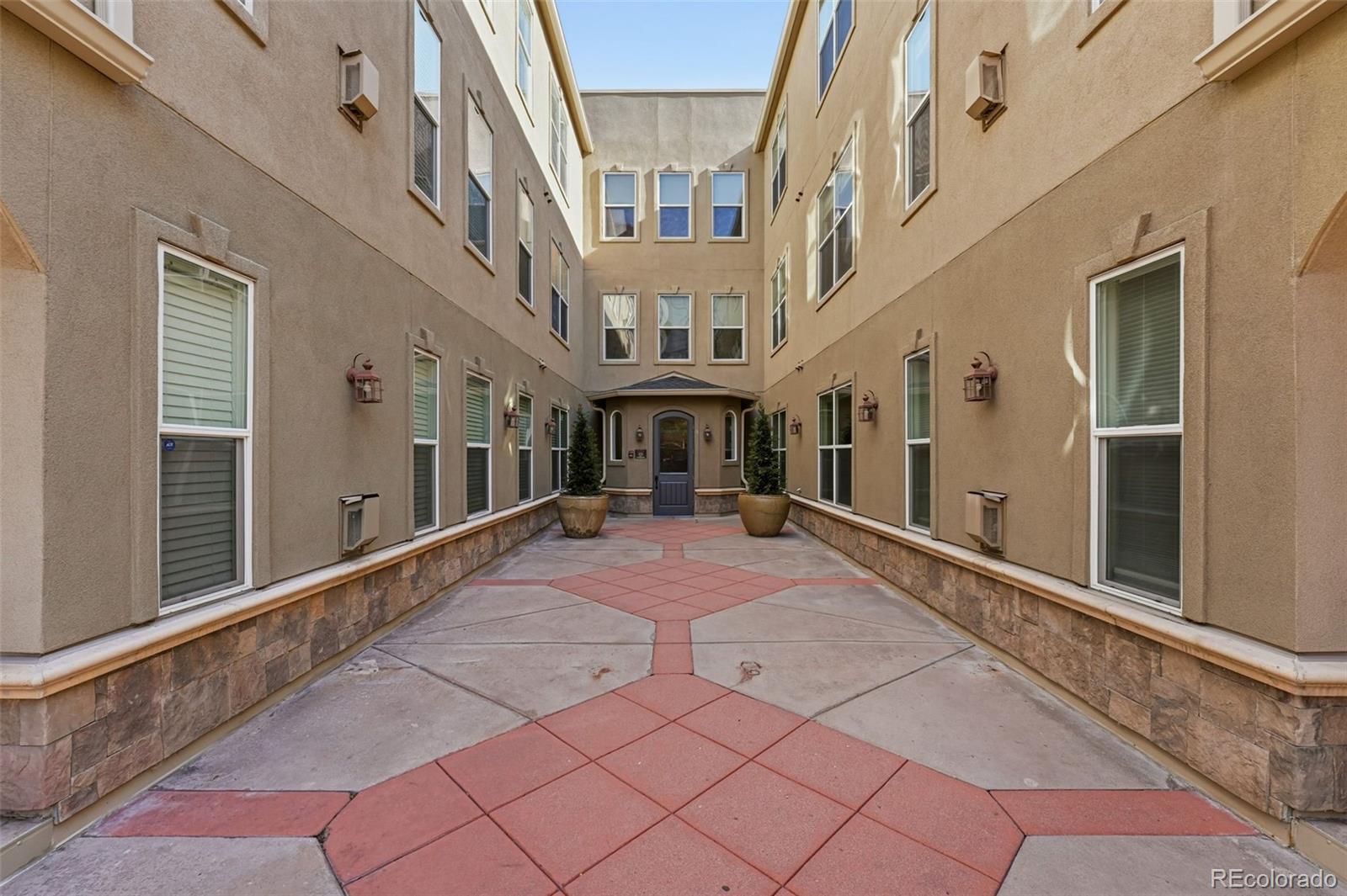 40 Madison Street, Unit 206 Denver, CO 80206 - Photo 3 of 35