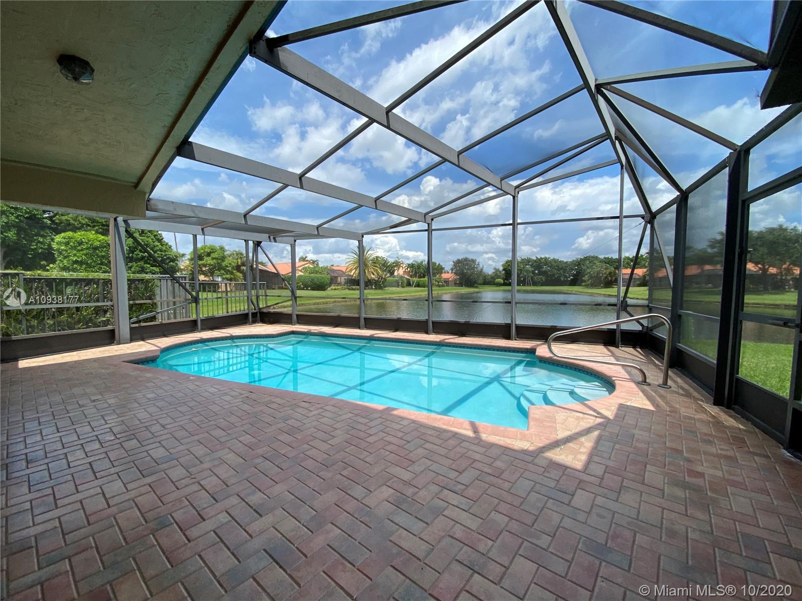 8531 Nadmar Avenue Boca Raton, FL 33434 - Photo 4 of 19