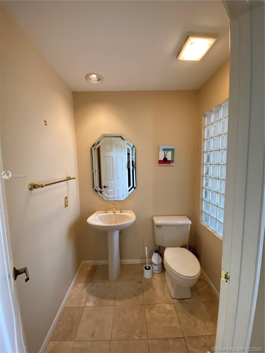 8531 Nadmar Avenue Boca Raton, FL 33434 - Photo 8 of 19