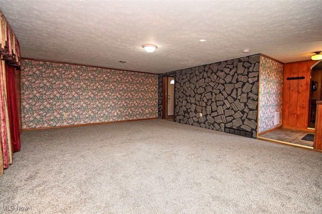 297 Abbe Road North Elyria, OH 44035 - Photo 4 of 23