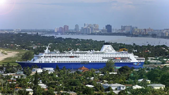 $2,499,000 | 3800 North Ocean Drive, Unit 1951, Singer Island, FL 33404