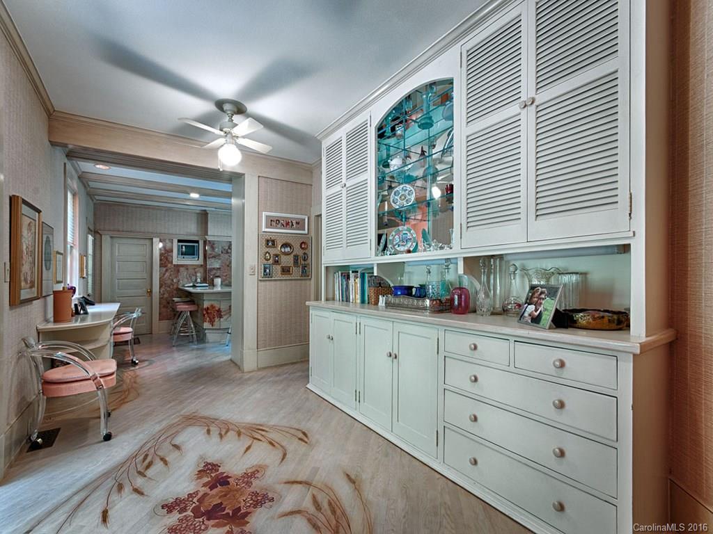 99 Stratford Road Asheville, NC 28804 - Photo 11 of 24 Gallery Image 11