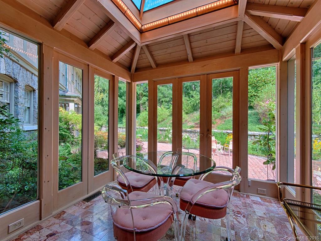 99 Stratford Road Asheville, NC 28804 - Photo 12 of 24 Gallery Image 12