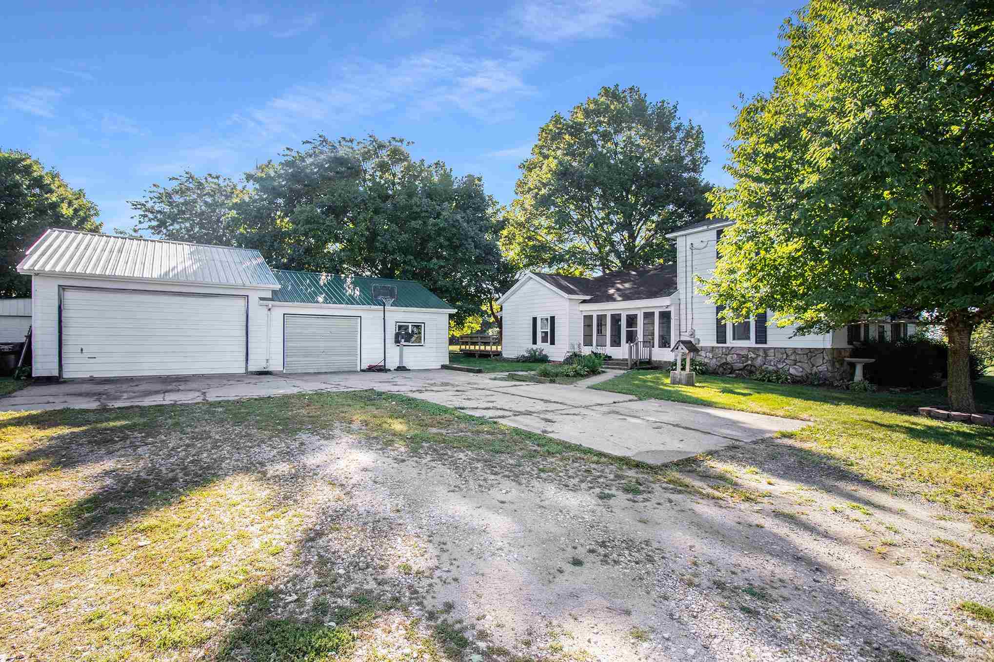 66152 Smilax Road North Liberty, IN 46554 - Photo 4 of 28