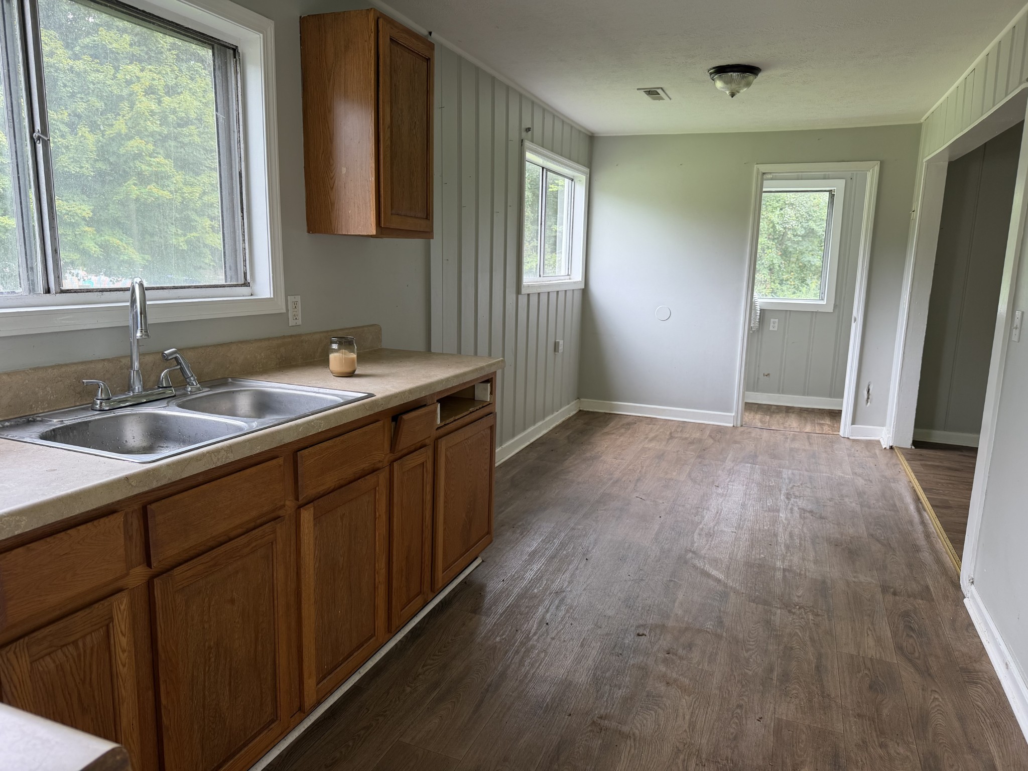 308 Preacher Road Charlotte, TN 37036 - Photo 9 of 14 Gallery Image 9