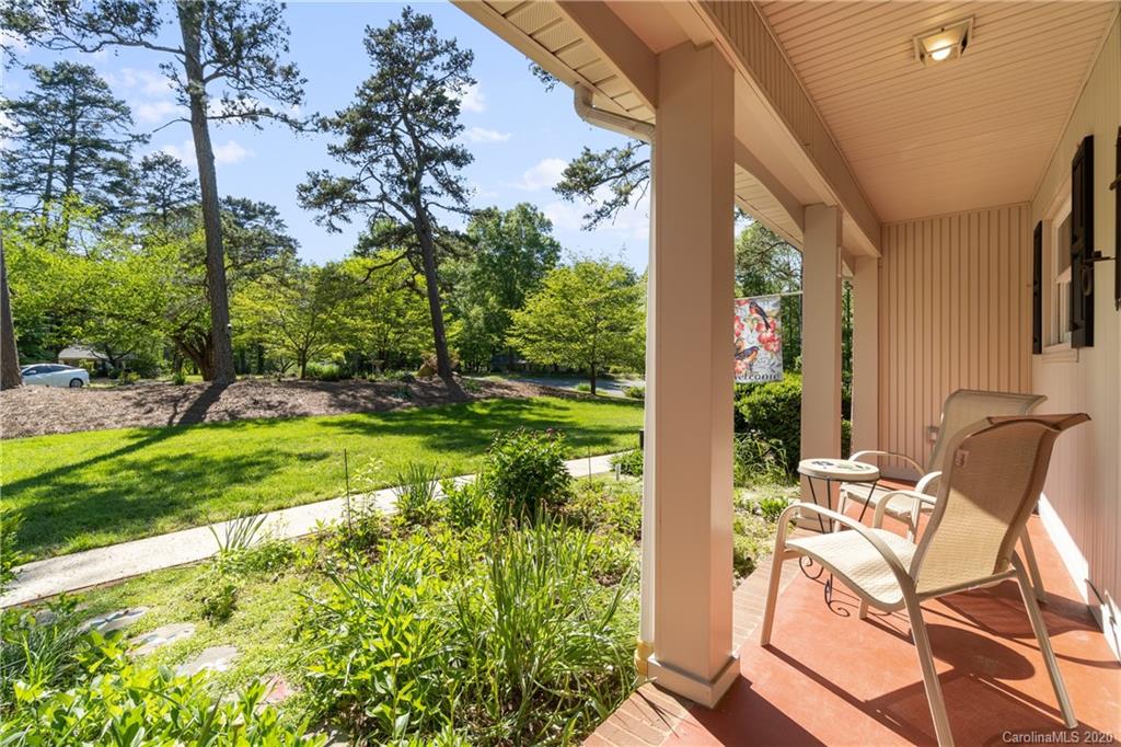 7801 Blue Ridge Circle Charlotte, NC 28270 - Photo 4 of 47 Gallery Image 4